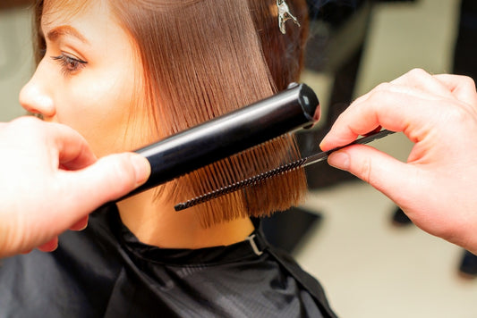 Lissage brésilien sur cheveux courts :