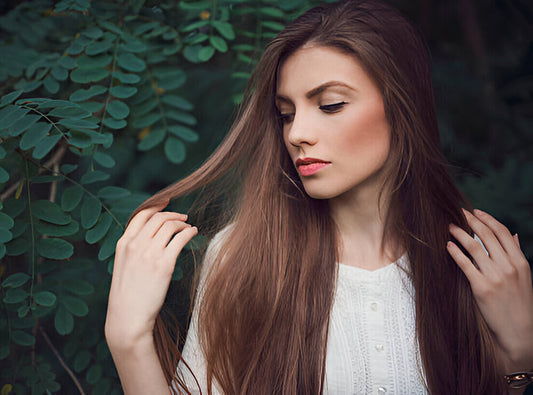 Lissage brésilien naturel : la solution bio pour avoir de beaux cheveux lisses